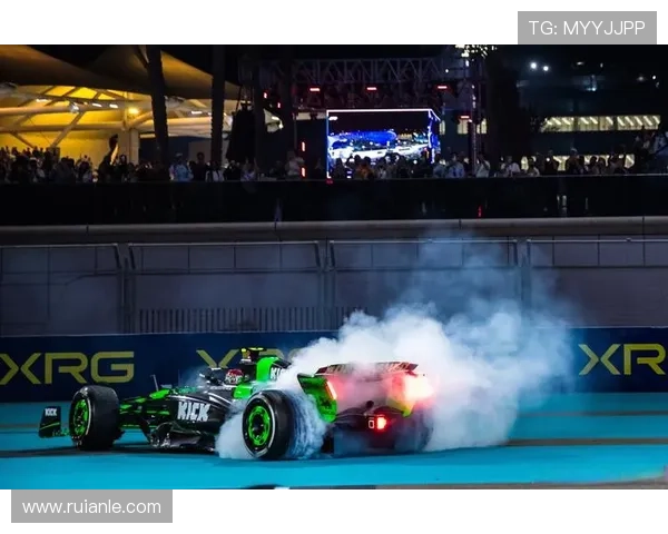 F1赛季激战正酣 各大车队策略调整引发热议 新星车手崭露头角挑战老将