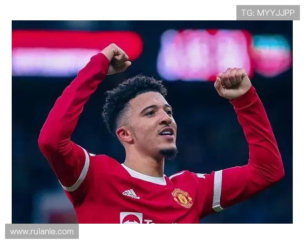 曼联完成亿元引援 新帅巩固阵容瞄准重返巅峰