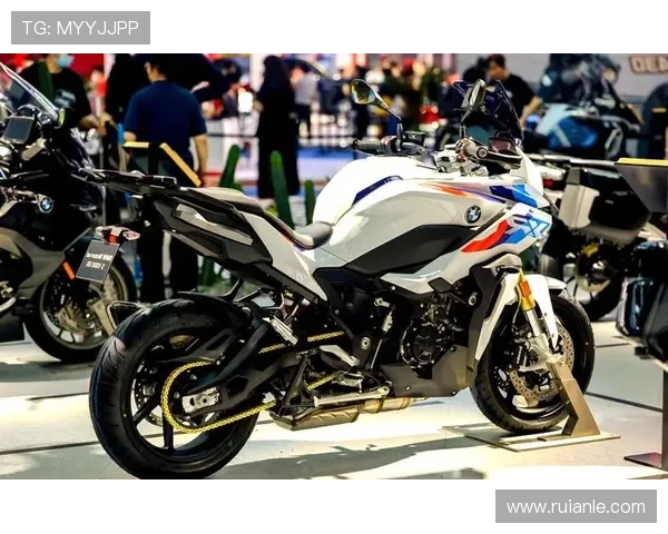 摩托车大奖赛最新动态：2025赛季竞争激烈 多项技术创新引领未来发展趋势