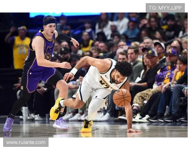 浓眉复出贡献22分湖人大胜掘金迎来季前赛首胜