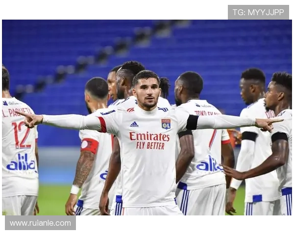 里昂足球俱乐部新赛季目标明确 聚焦年轻球员培养与战术创新